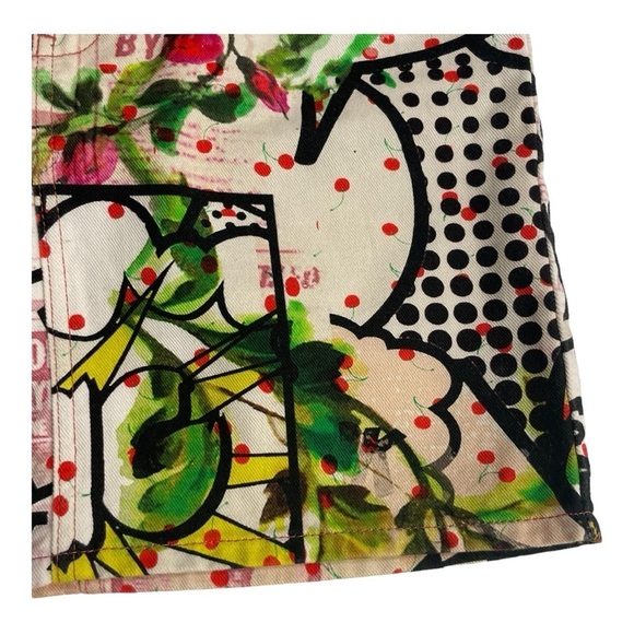 ASOS DESIGN denim skirt in art print US size 6; UK size 10. Unique Art. - Picture 3 of 7